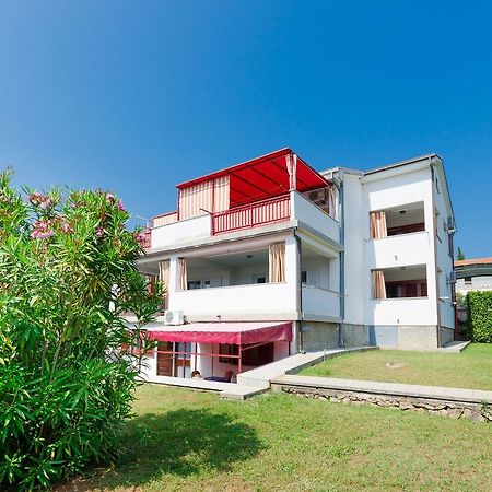 Apartments Miha Veglia Exterior foto