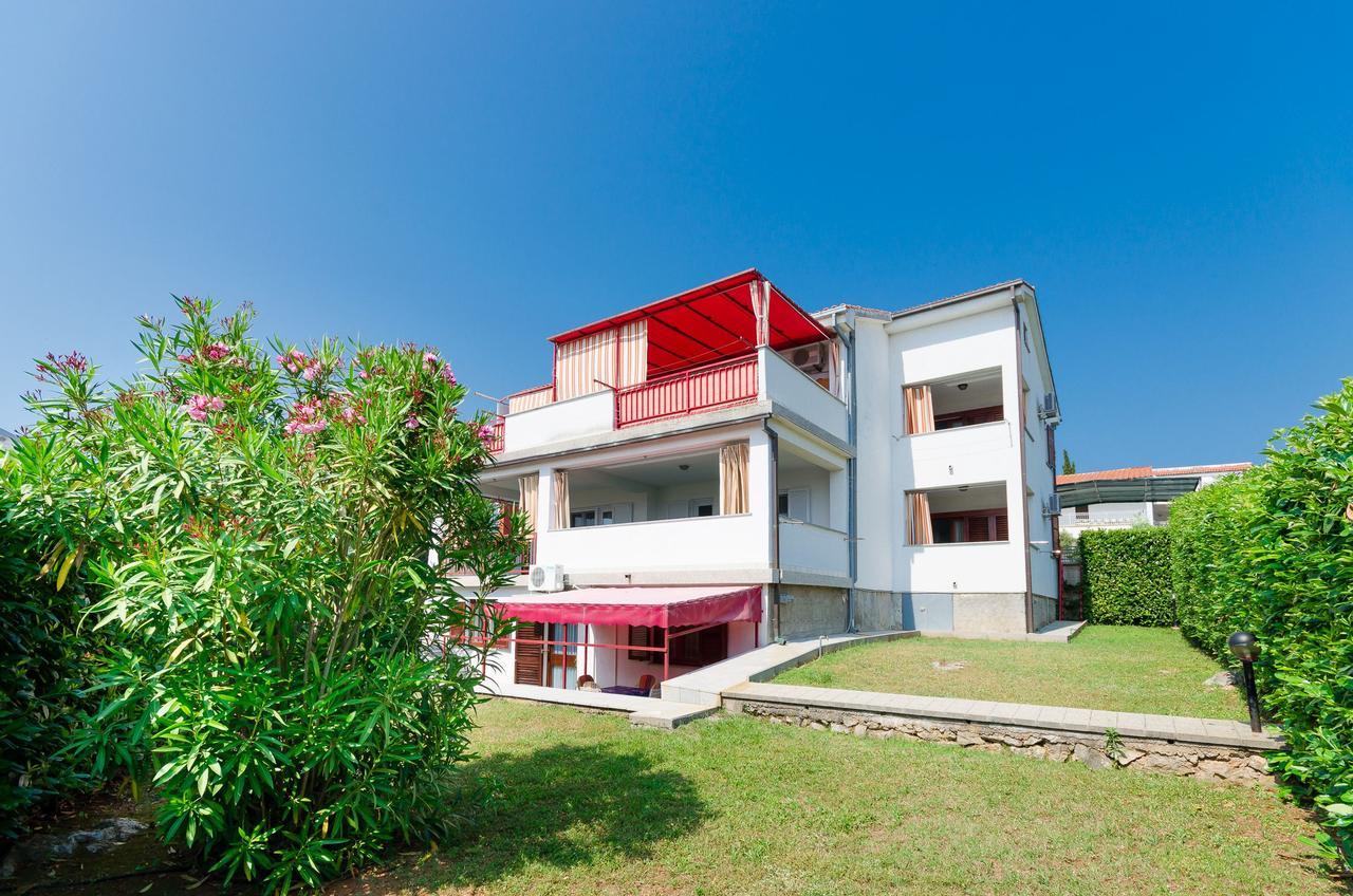 Apartments Miha Veglia Exterior foto